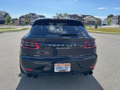 Used 2015 Porsche Macan Turbo AWD/4WD image 6