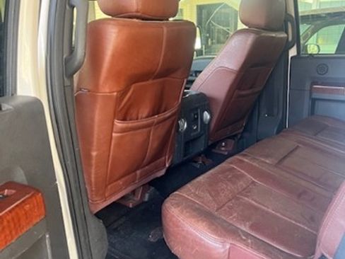 Used 2012 Ford F450 King Ranch w/ King Ranch w/Chrome Pkg image 12