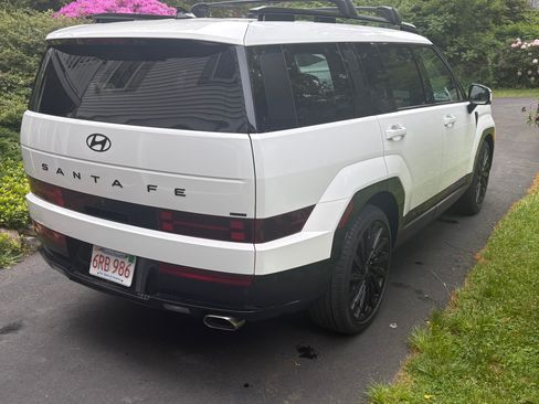 Used 2025 Hyundai Santa Fe Calligraphy AWD/4WD image 2