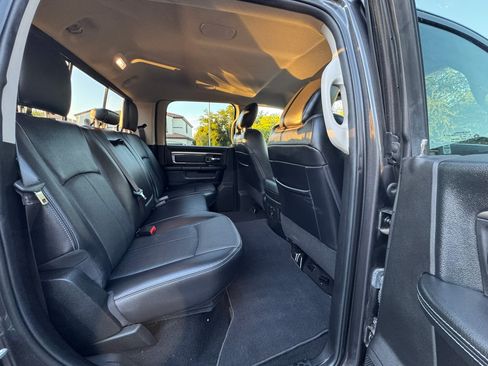 Used 2018 RAM 2500 Laramie w/ Sport Appearance Group AWD/4WD image 18