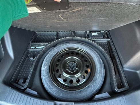 Used 2018 Ford Escape SE w/ SE Sync 3 Package image 10