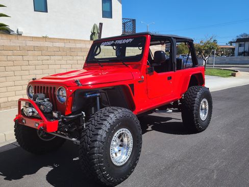 Used 2006 Jeep Wrangler Unlimited w/ Premium Audio Group image 15
