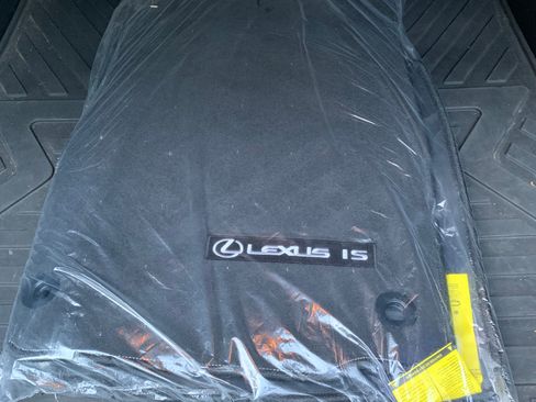 Used 2021 Lexus IS 350 F Sport w/ Dynamic Handling Package image 15