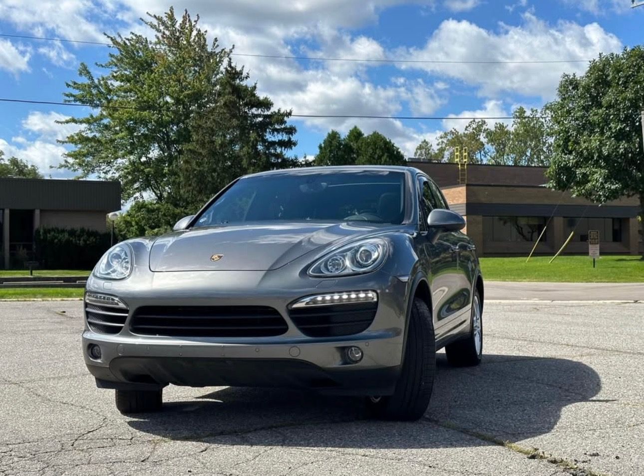 Used 2014 Porsche Cayenne S AWD/4WD image 6
