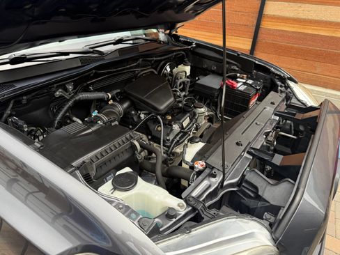 Used 2019 Toyota Tacoma SR5 RWD image 13