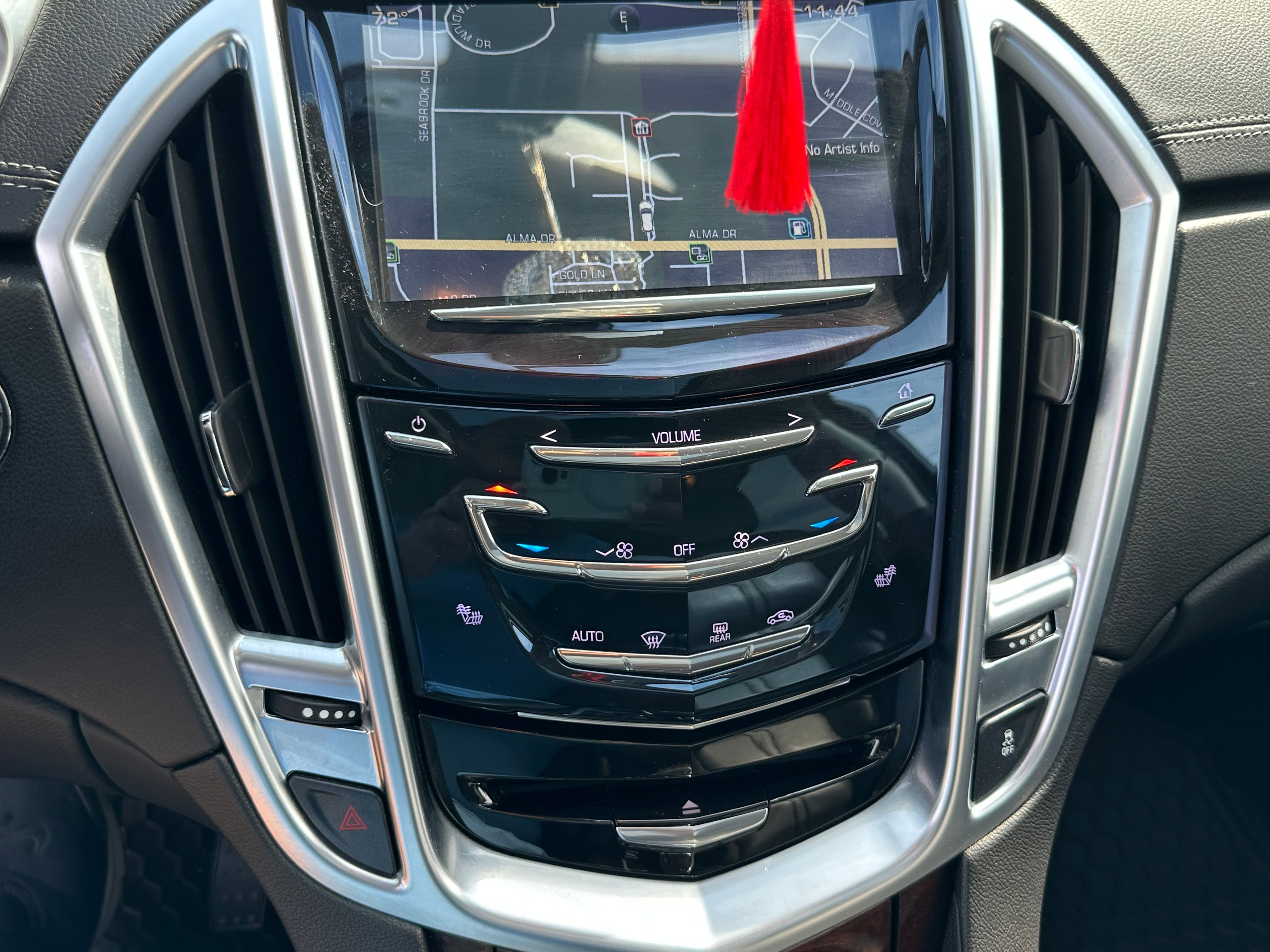 Used 2016 Cadillac SRX Luxury FWD image 18