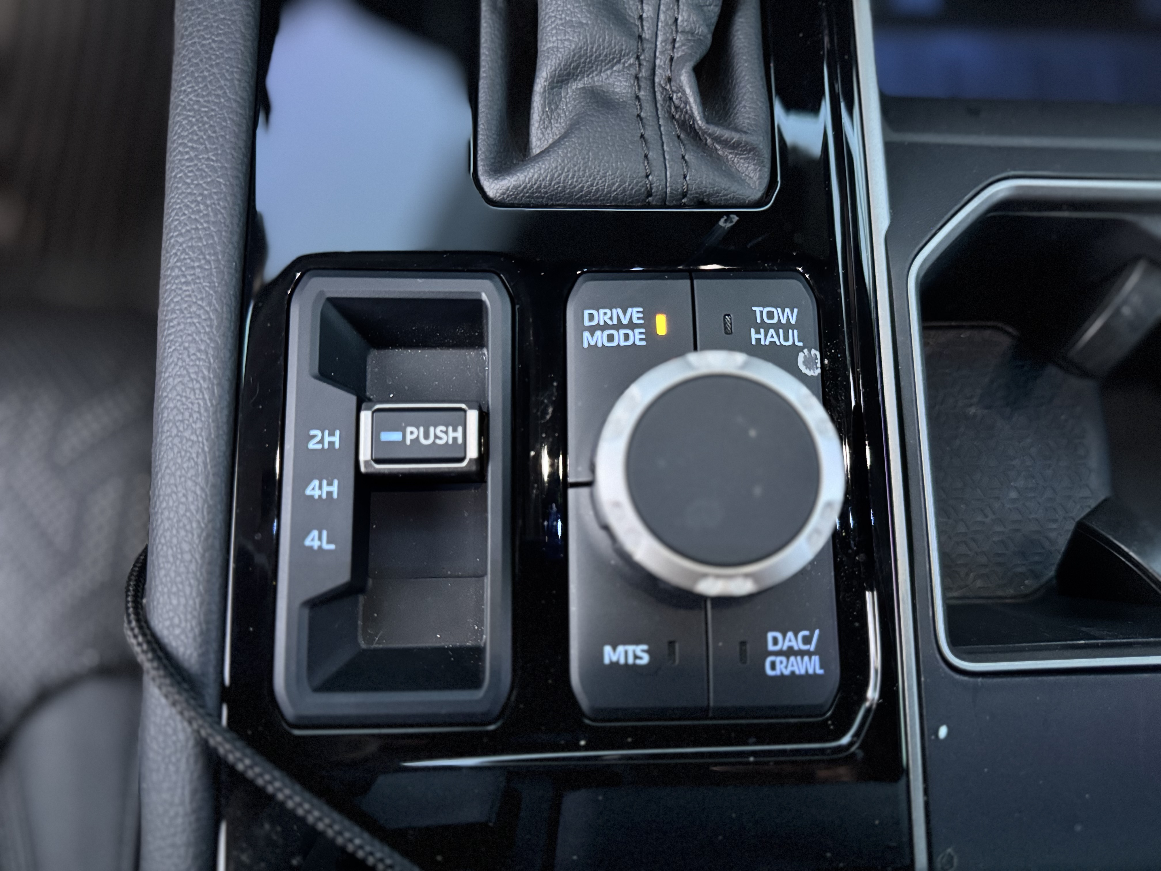 Used 2024 Toyota Tundra Limited w/ TRD Off-Road Package AWD/4WD image 19