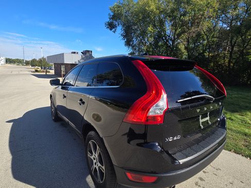 Used 2013 Volvo XC60 T6 Platinum image 6