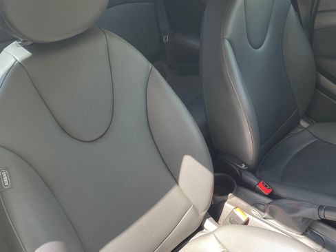 Used 2013 MINI Cooper Hardtop FWD image 4