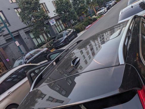 Used 2016 Volvo XC90 T6 Momentum w/ Momentum Plus Package image 11