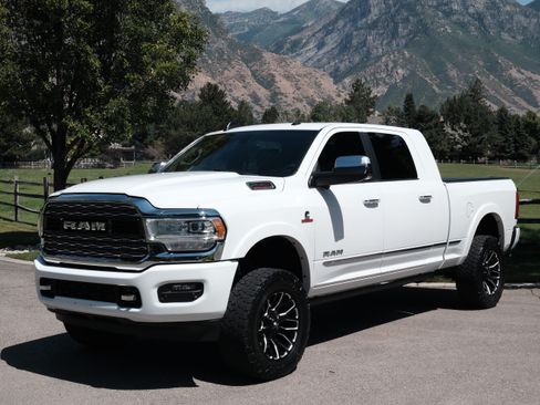 Used 2020 RAM 2500 Limited AWD/4WD image 1