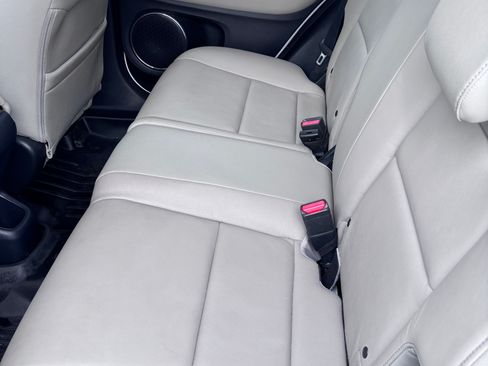 Used 2017 Honda HR-V EX-L image 9