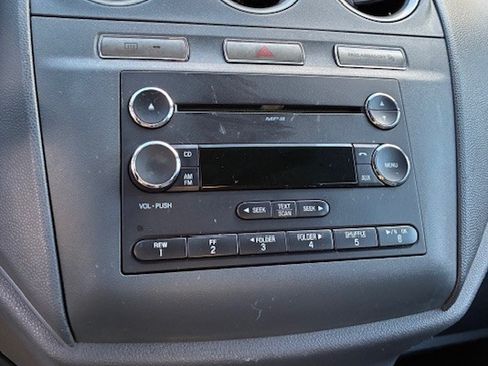 Used 2013 Ford Transit Connect XLT image 15