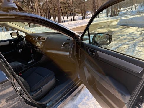 Used 2015 Subaru Legacy 2.5i Premium image 14