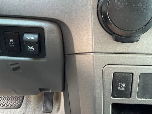 Used 2010 Toyota Sequoia Limited RWD image 9