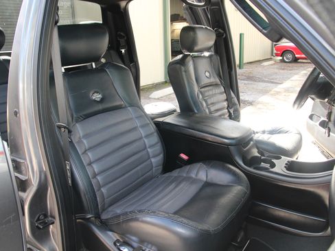 Used 2010 Ford F150 Harley-Davidson image 21