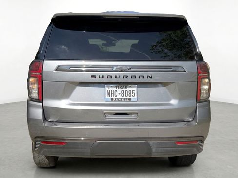 Used 2021 Chevrolet Suburban Z71 w/ Luxury Package image 10