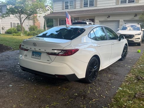 Used 2025 Toyota Camry SE w/ Multimedia Upgrade Package AWD/4WD image 8