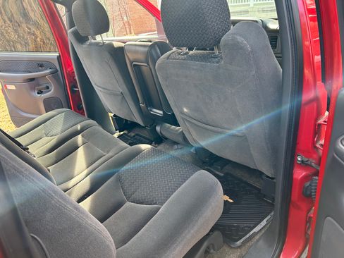 Used 2003 Chevrolet Avalanche 4x4 image 11