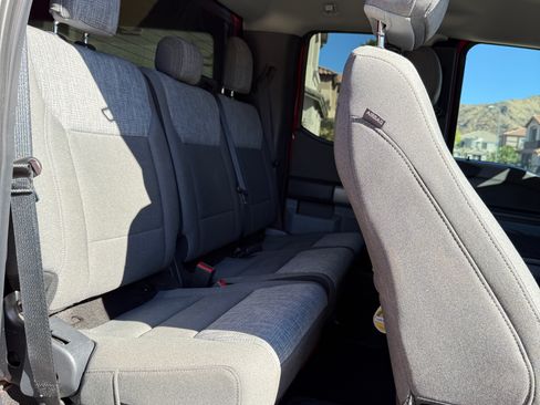 Used 2021 Ford F150 XLT image 11