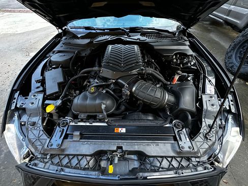 Used 2017 Ford Mustang Shelby GT350 w/ Electronics Package image 17