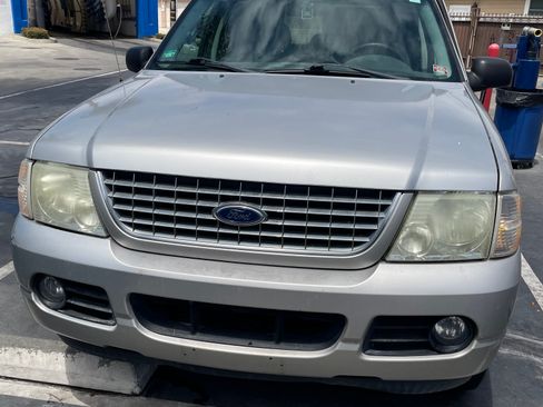 Used 2005 Ford Explorer Sport XLT RWD image 13