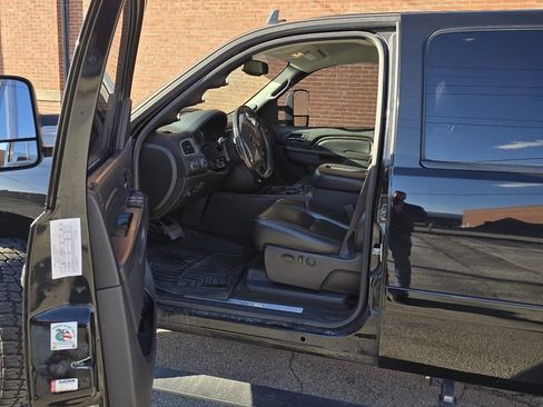 Used 2013 GMC Sierra 2500 Denali image 6