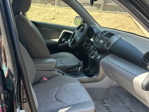 Used 2011 Toyota RAV4 2WD w/ Base L4 Extra Value Pkg image 9