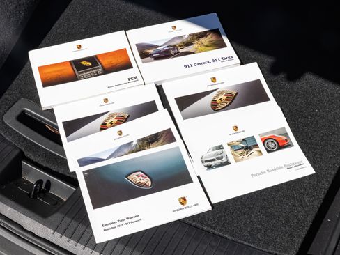 Used 2015 Porsche 911 Carrera 4S image 31