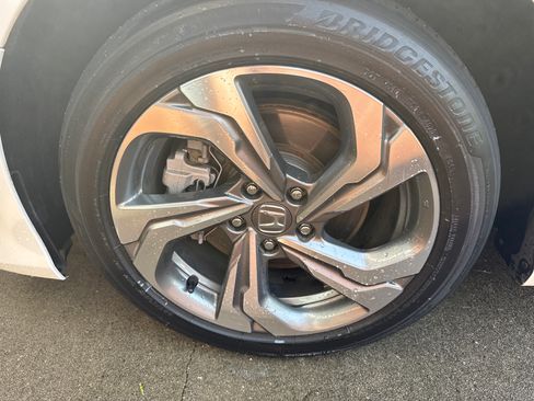 Used 2018 Honda Accord EX-L image 5