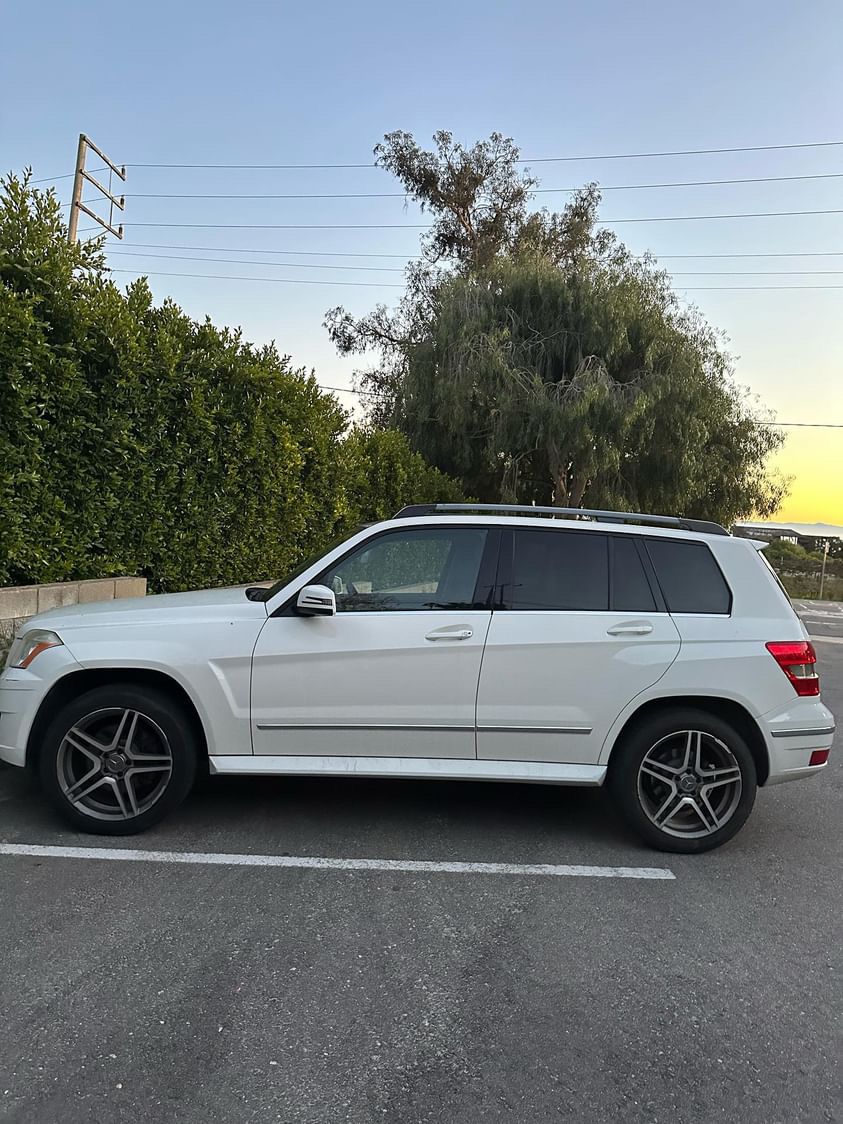 Used 2010 Mercedes-Benz GLK 350 4MATIC image 5