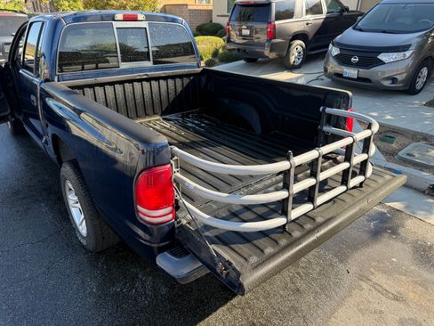 Used 2001 Dodge Dakota 2WD Quad Cab image 9