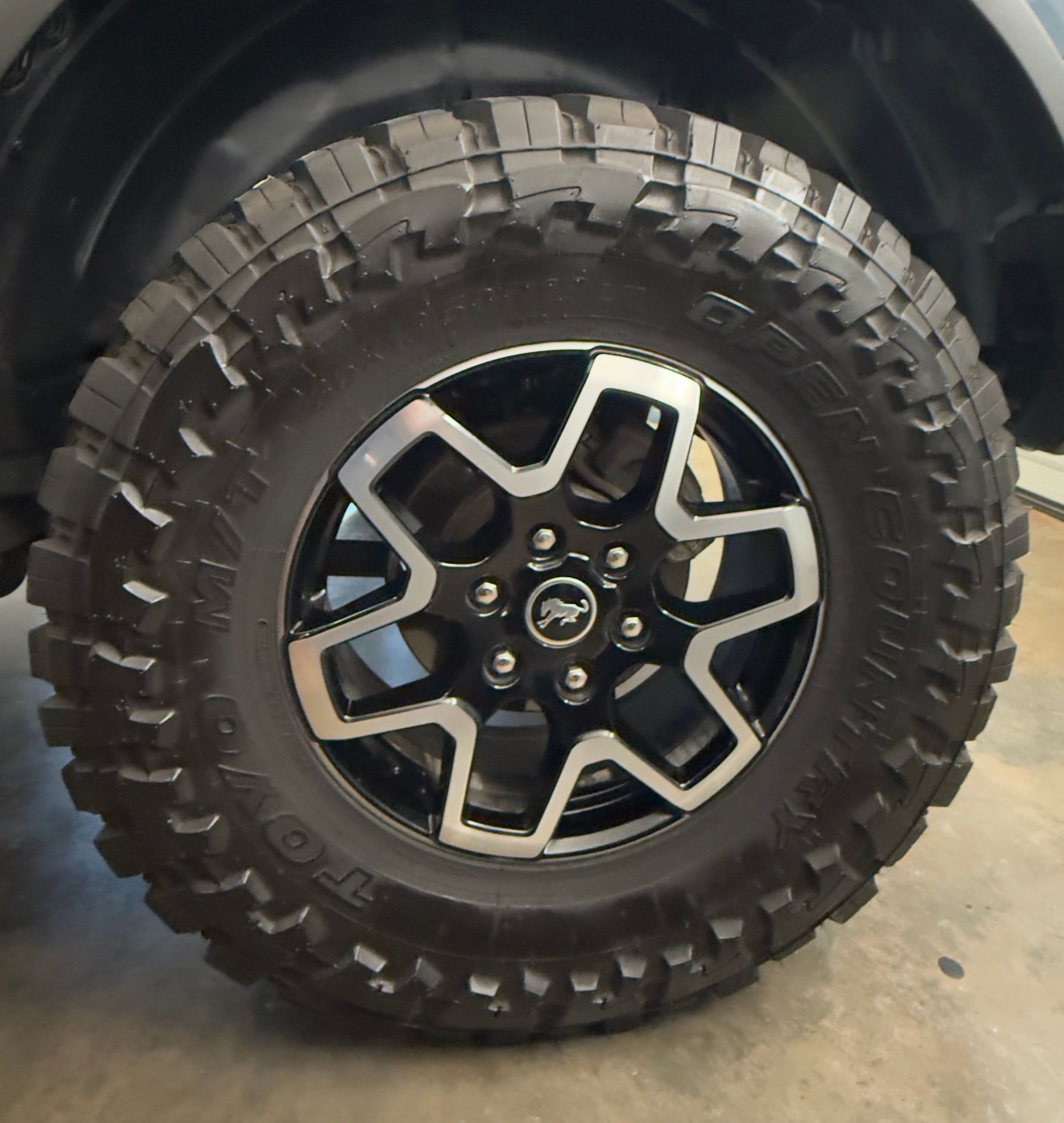 Used 2023 Ford Bronco 4-Door AWD/4WD image 12