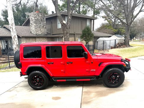 Used 2022 Jeep Wrangler Unlimited Sahara w/ LED Lighting Group image 1