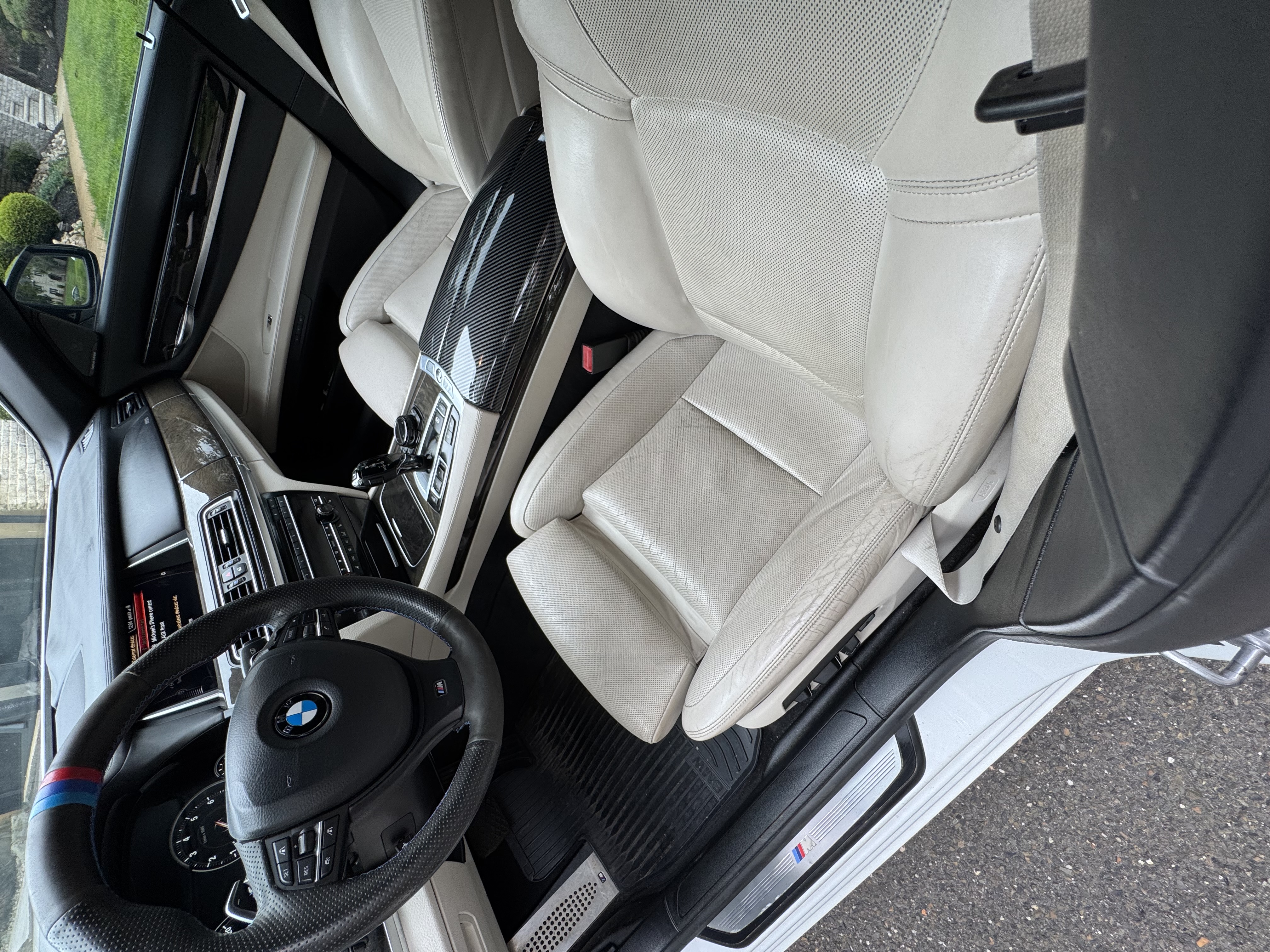 Used 2015 BMW 750i RWD image 10