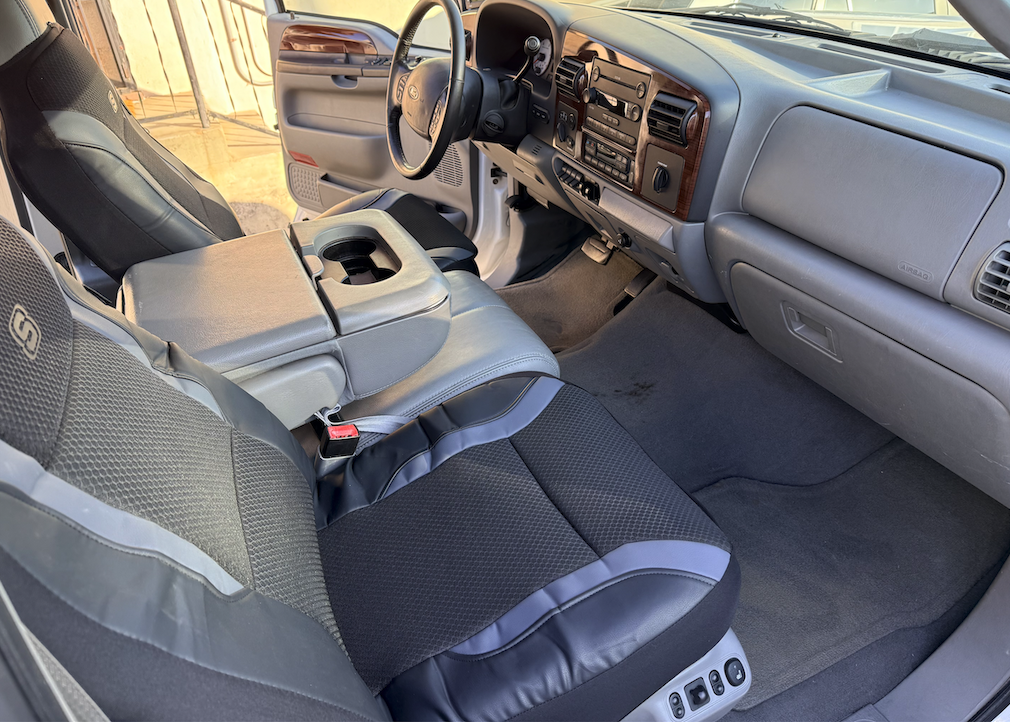 Used 2006 Ford F350 Lariat AWD/4WD image 13