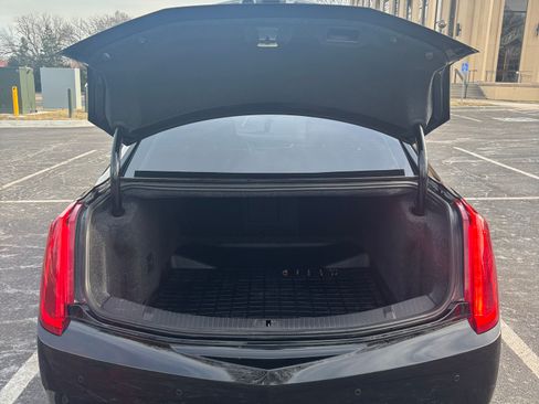 Used 2015 Cadillac XTS Luxury w/ Driver Awareness Package image 10