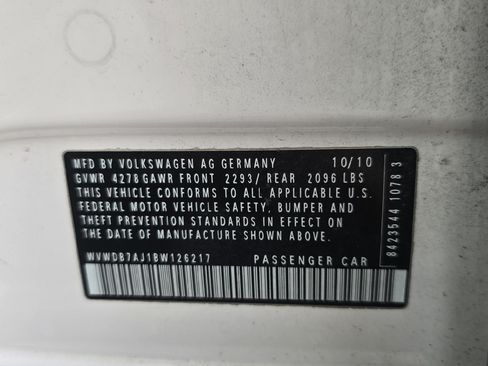 Used 2011 Volkswagen Golf 4-Door image 12