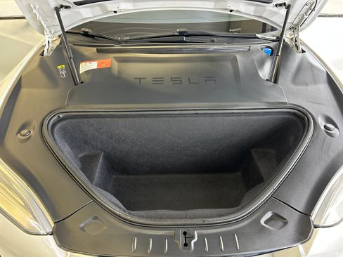 Used 2018 Tesla Model S 75D image 16