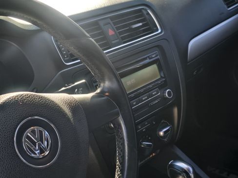 Used 2013 Volkswagen Jetta SE image 6