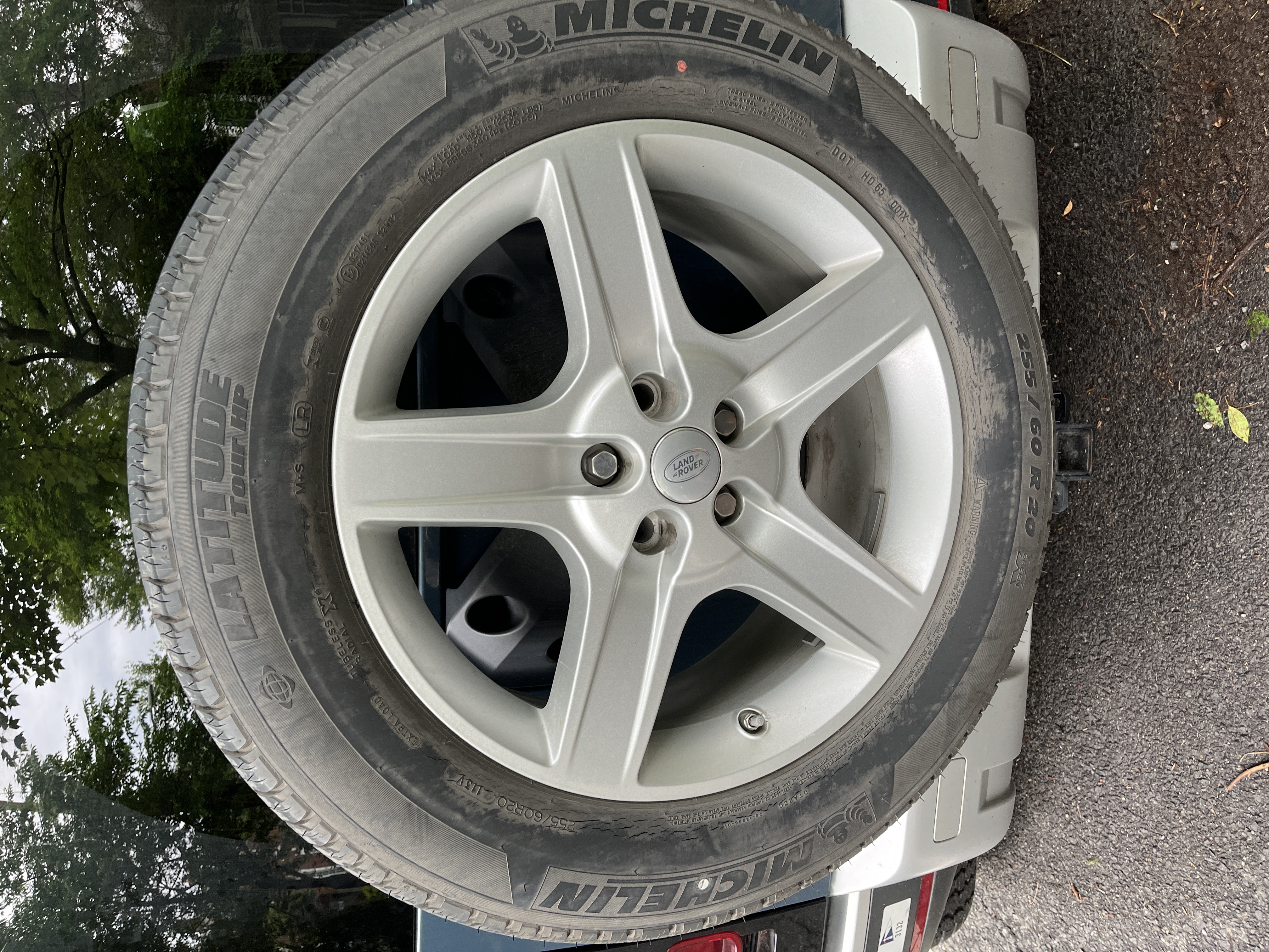 Used 2020 Land Rover Defender 110 S AWD/4WD image 9