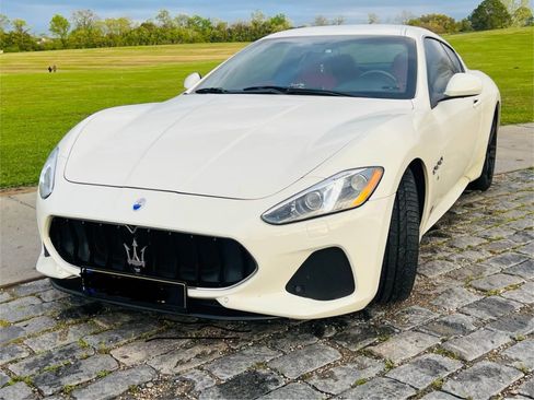 Used 2018 Maserati GranTurismo Sport image 1