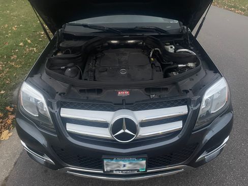 Used 2015 Mercedes-Benz GLK 350 4MATIC image 32