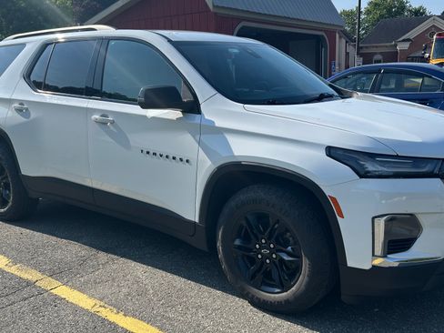 Used 2022 Chevrolet Traverse LS w/ Midnight/Sport Edition AWD/4WD image 2