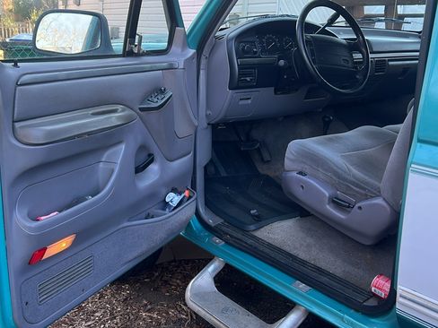 Used 1995 Ford F150 XL image 9