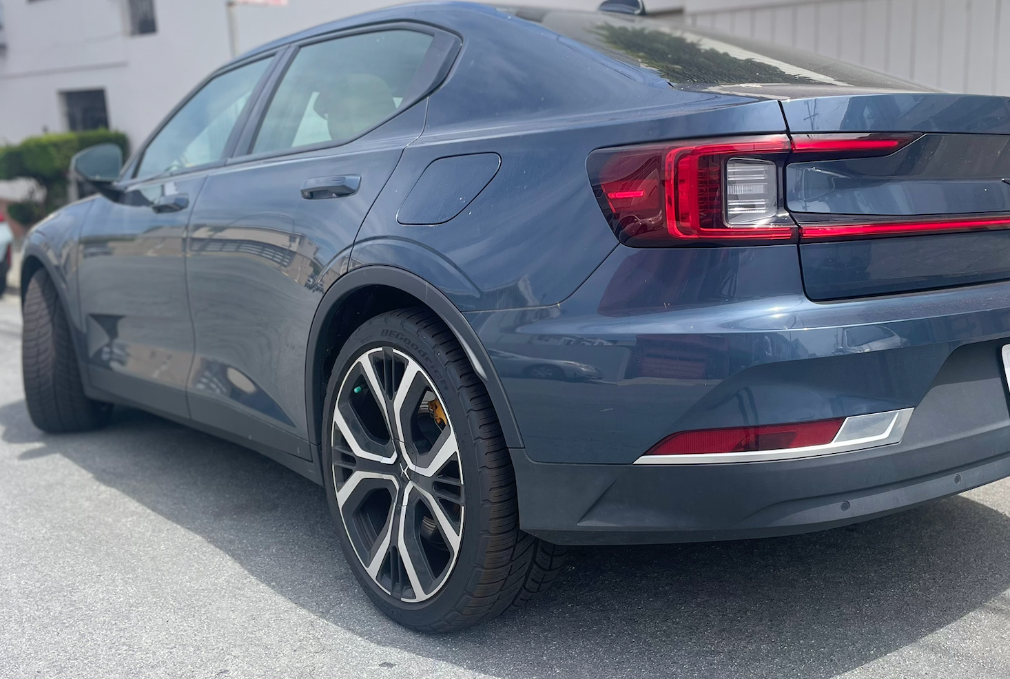 Used 2022 Polestar Polestar 2 w/ Performance Package AWD/4WD image 5