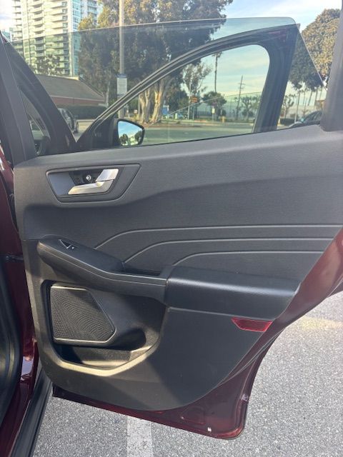 Used 2021 Ford Escape SEL AWD/4WD image 15