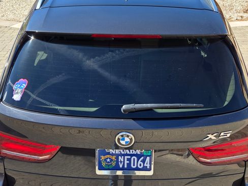 Used 2014 BMW X5 xDrive35d image 9