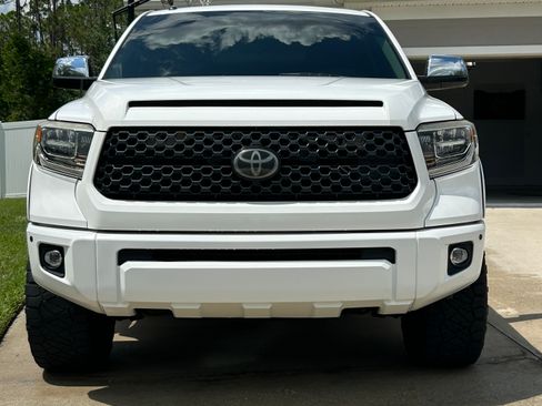 Used 2019 Toyota Tundra Platinum AWD/4WD image 2