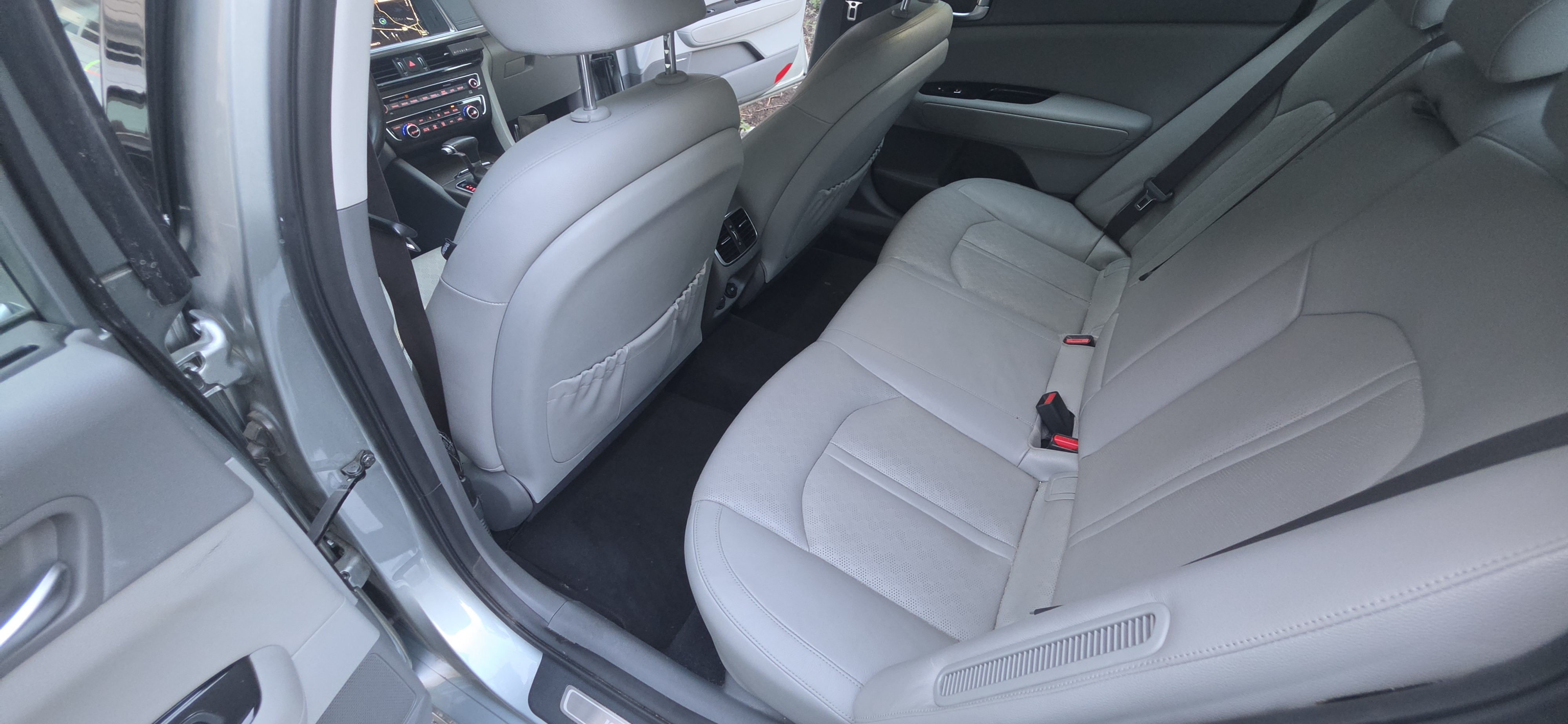 Used 2017 Kia Optima EX w/ Technology Package FWD image 18